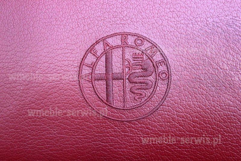 Naprawa fotela ze skóry Alfa Romeo - uszkodzony bok