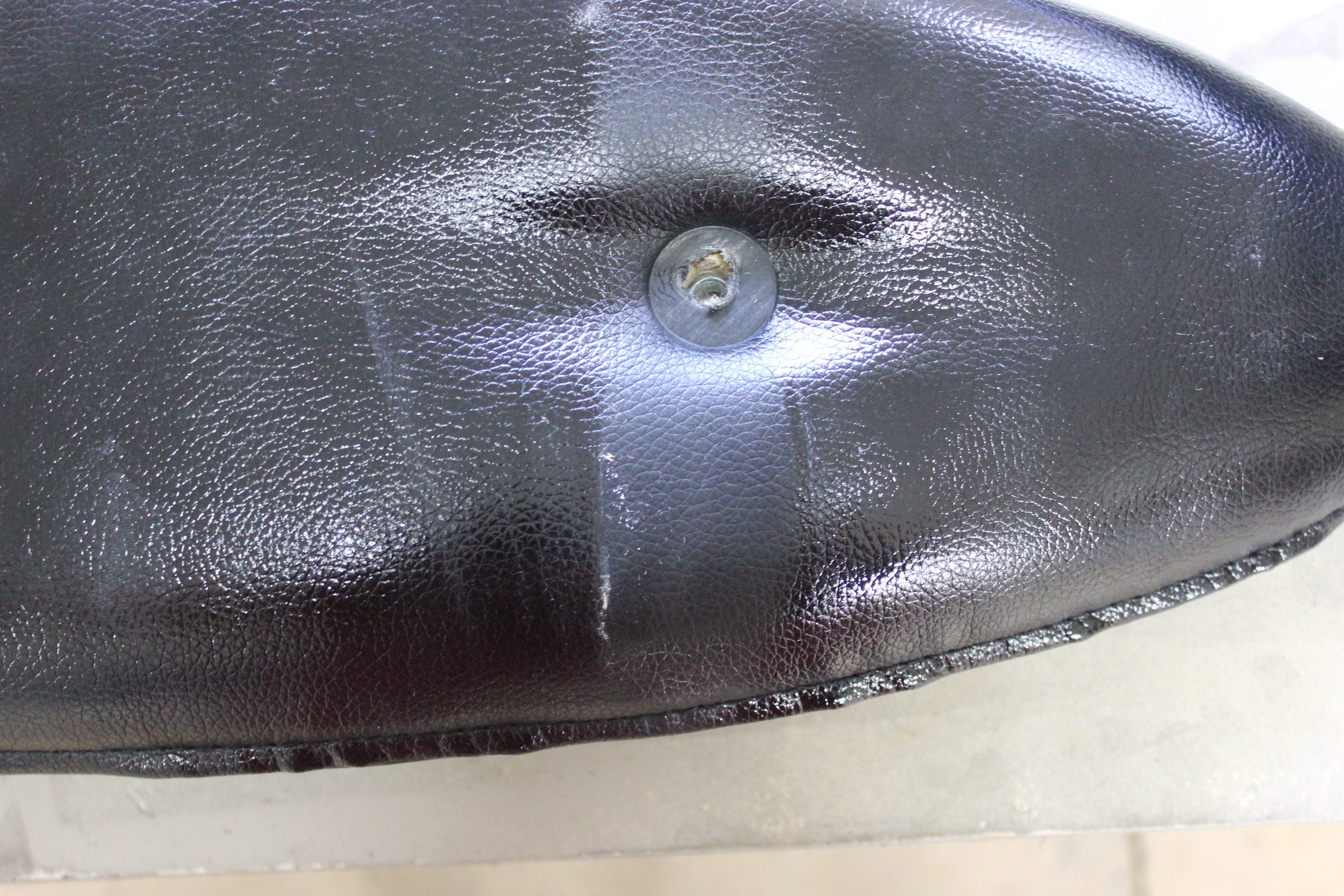 Wymiana obicia ze skaju na skórę Warszawa