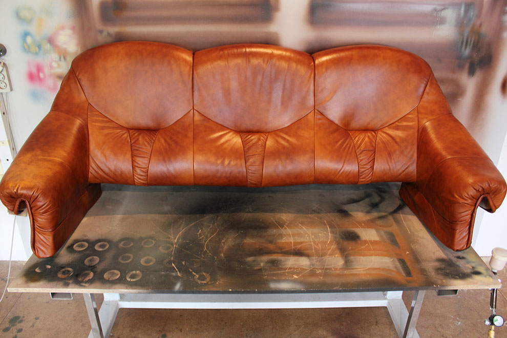 Naprawa zestawu mebli tapicerowanych